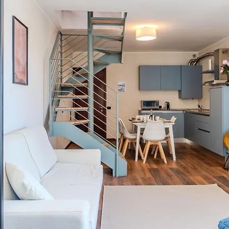 Piazza San Giuseppe-9 By Interhome Acquaseria